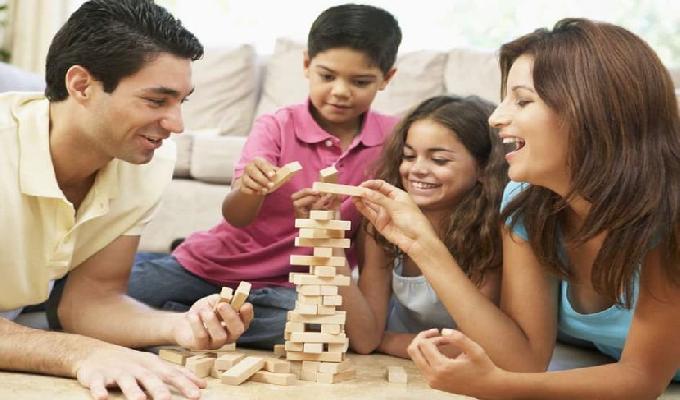 10 Pasatiempos familiares para hacerlos juntos