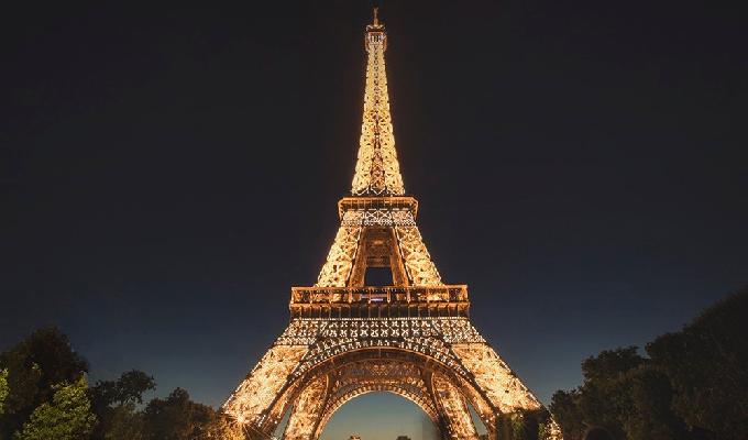 Conoce desde casa La Torre Eiffel