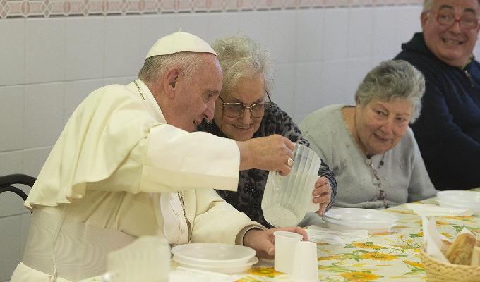 Consejos del papa Francisco para vivir la caridad
