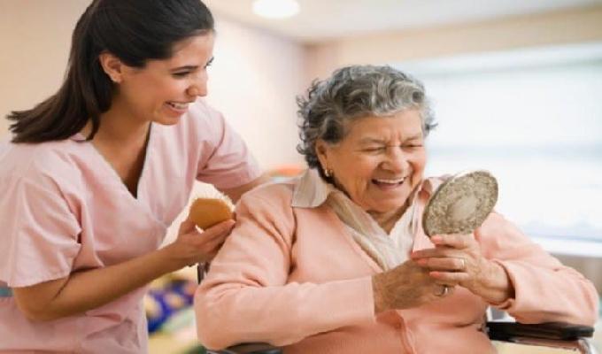 Curso para el cuidado de adultos mayores