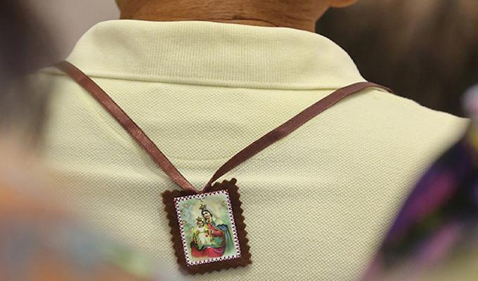 Escapulario de la Virgen del Carmen