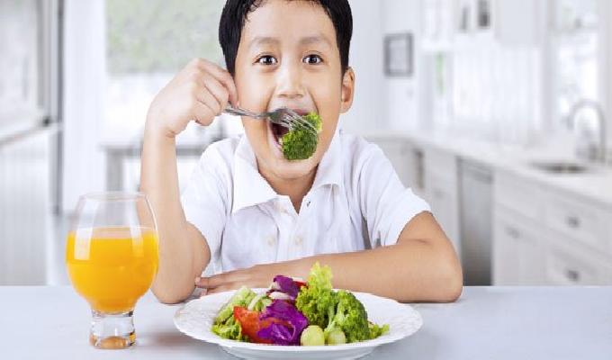 La importancia de que nuestros hijos coman bien