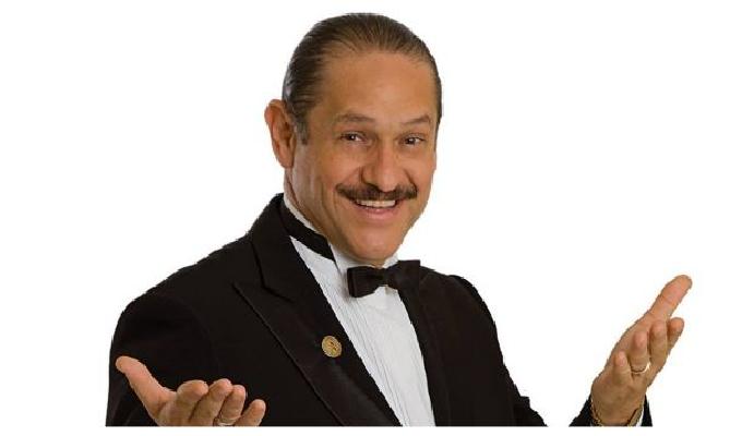 Teo González comparte su testimonio de fe